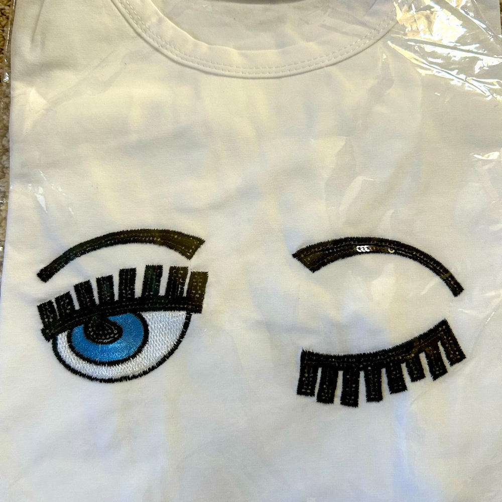 8 SHIRTS - Wholesale/Clearance SALE - 8 T-shirts - NWT